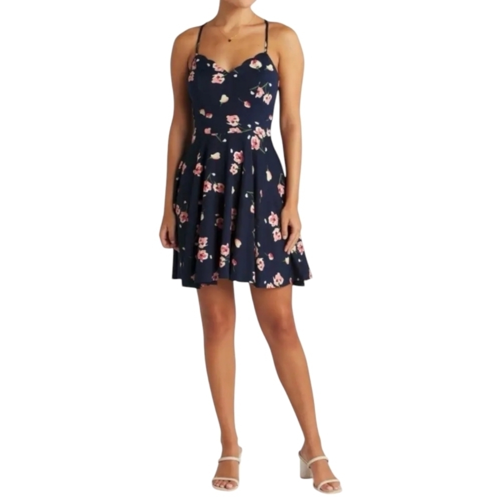 The General Good Sonya Fit Flare Dress Navy Blue Floral Scalloped VNeck Knit 1X - Picture 2 of 8